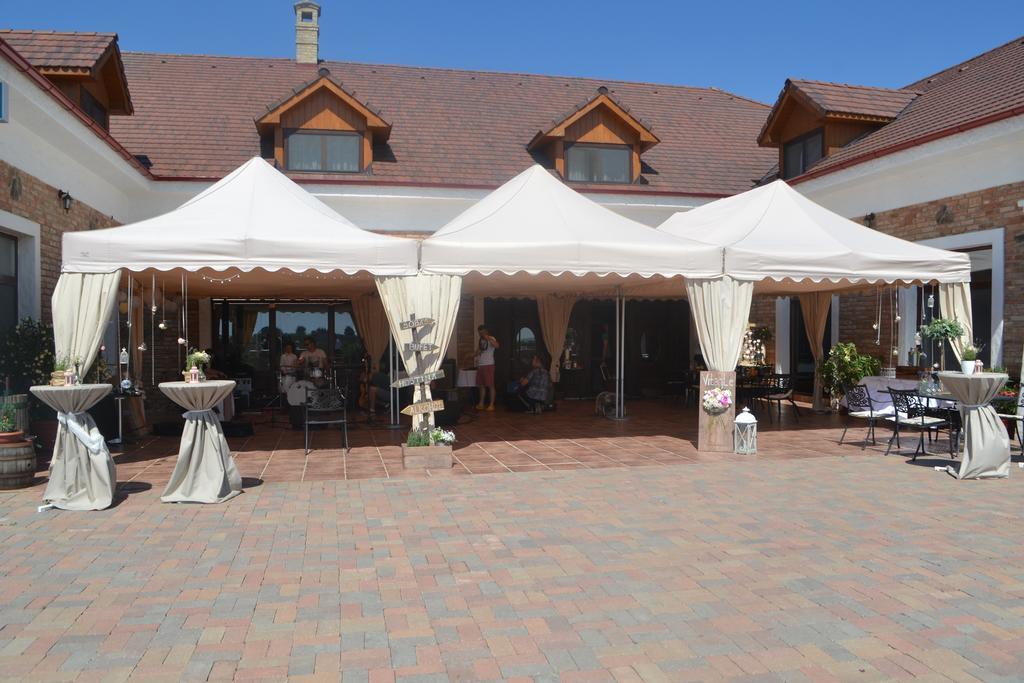 St Peter Vini Hotel Svaty Peter Buitenkant foto